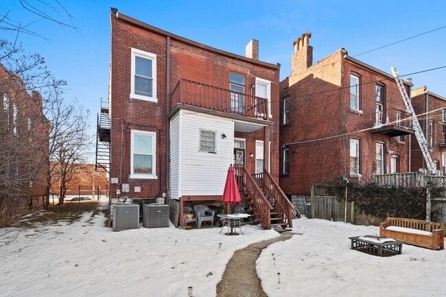 Photo - 2137 Russell Blvd Unit 2137 2F