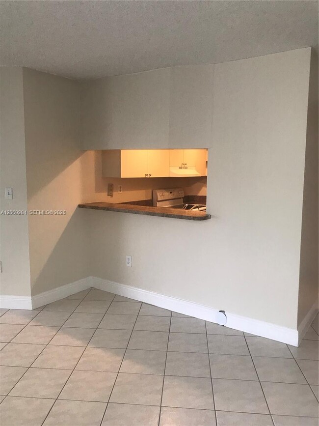 Photo - 7125 NW 186th St Unit B106