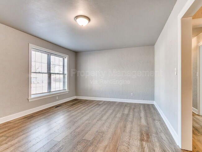 Photo - 3108 NW 43rd St