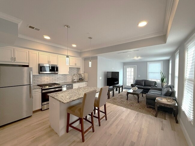 Photo - 7 Waumbeck St Unit 3