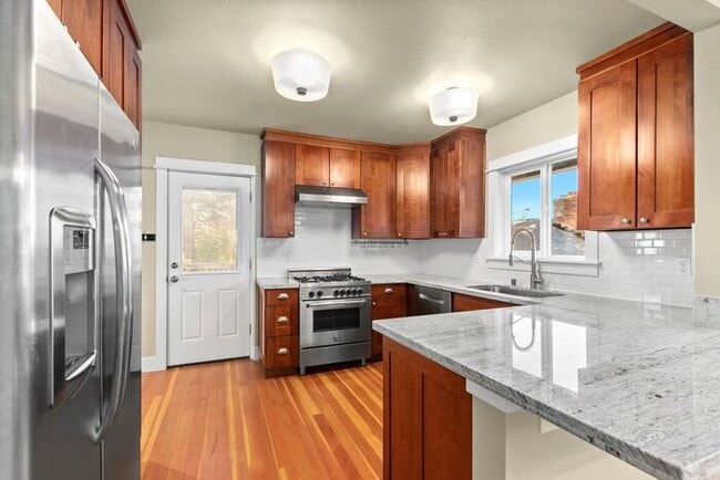 Photo - Gorgeous AIR CONDITIONED West Seattle Char...