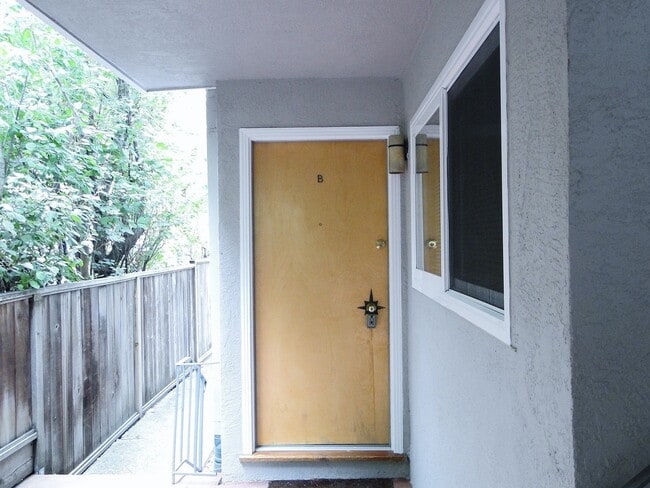 Photo - 1818 Virginia St Unit 1818 Virginia #B