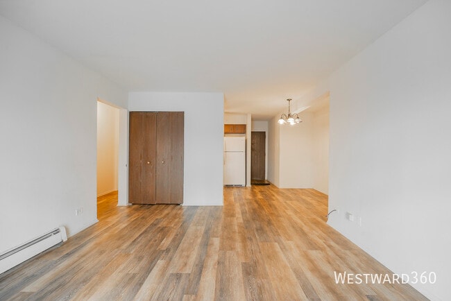 Photo - 10413 Dearlove Rd Unit AG