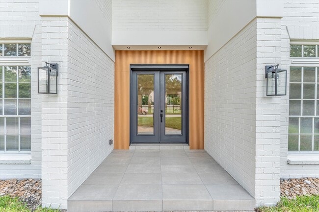 Photo - 30 E Wedgemere Cir