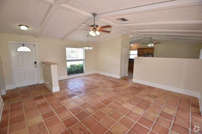 Building Photo - 10656 Shady Pond Ln Rental