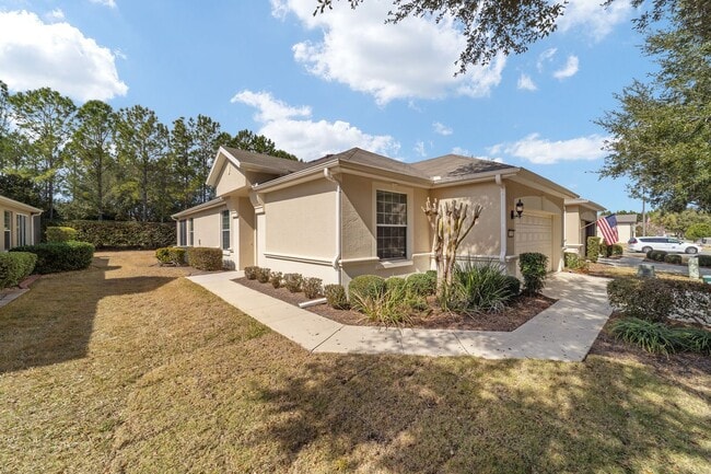 Photo - Resort-Style 55+ Living in Stone Creek – Beautiful 2-Bedroom Villa with Screened Lanai & 2-Car Ga...