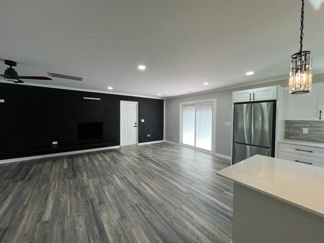 Photo - 11405 Cresthill Dr