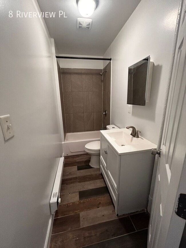 Photo - 8 Riverview Pl