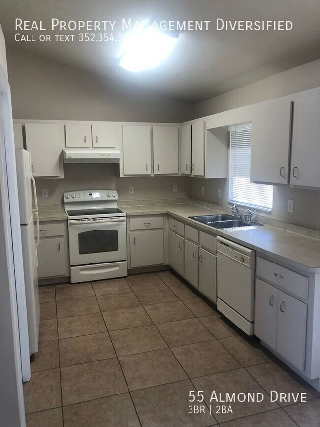 Photo - 55 Almond Dr