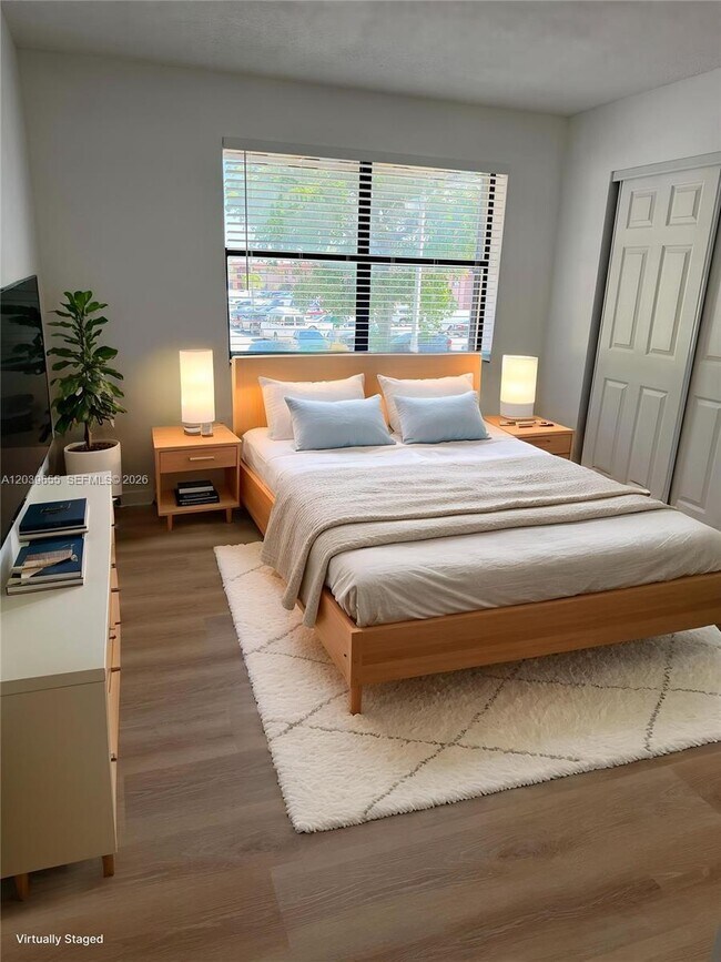 Photo - 2735 W 66th St Unit 21-23
