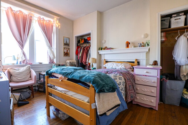 Photo - 60 Egmont St Unit 5