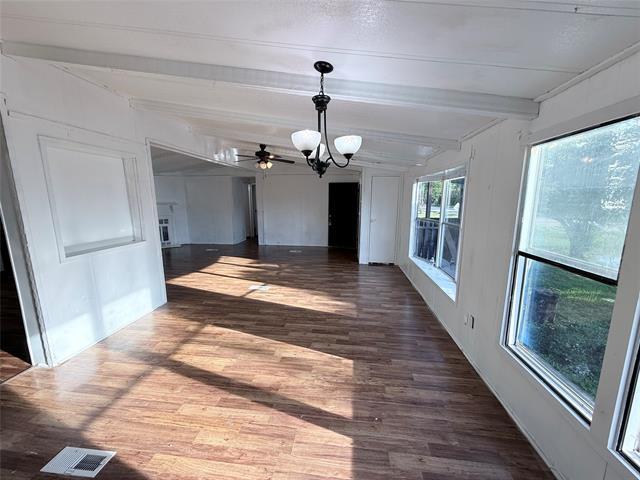 Photo - 111 King Rd