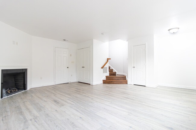 Photo - 2607 River Basin Ln Casa Adosada