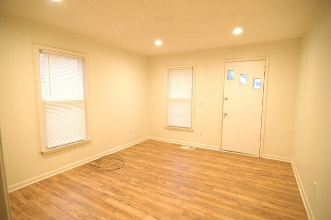 Photo - Cottage Style Home Super Close to Downtown!