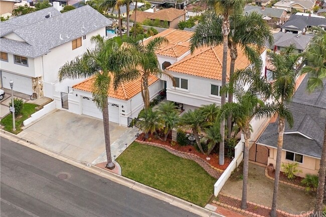 Casa ejecutiva en Harbor Estates - 4013 Via Manzana