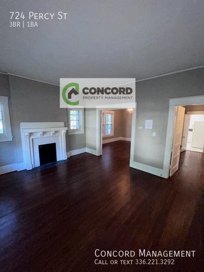 Photo - 724 Percy St