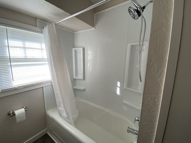 Photo - Cozy Chehalis home