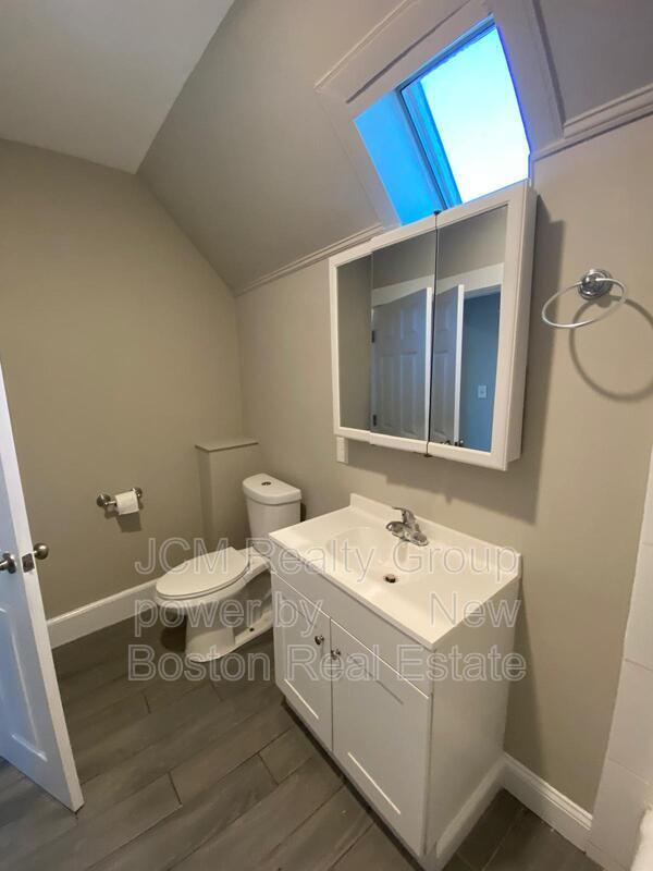 Photo - 65 Shepard St Unit - 3 3rd Floor