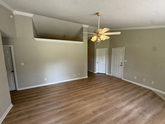 Photo - Single-Level Living in an Unbeatable Location