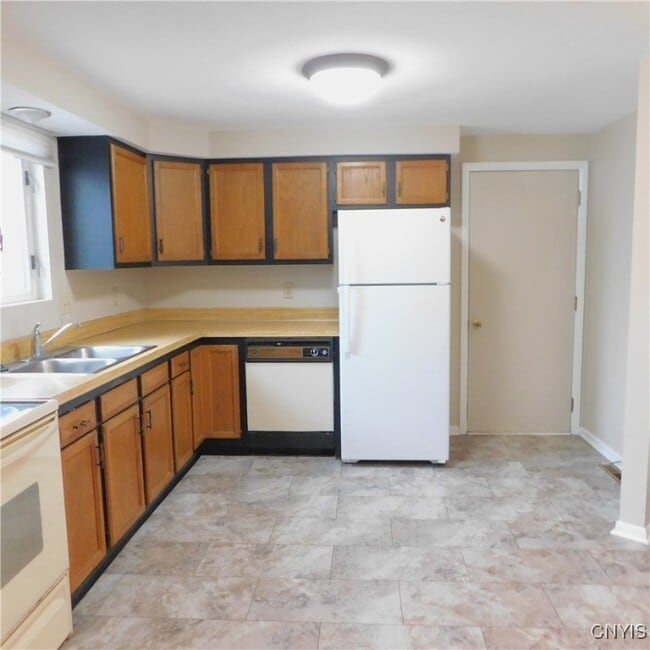 Photo - 8525 Sextant Dr