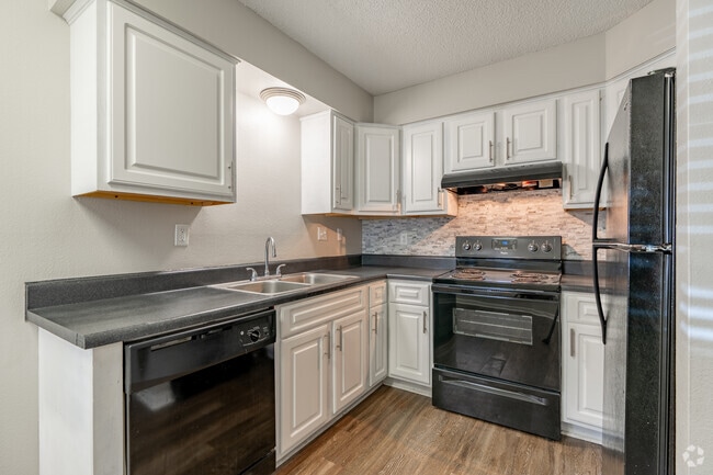 Chickasaw 2BR, 2BA - 1,189SF