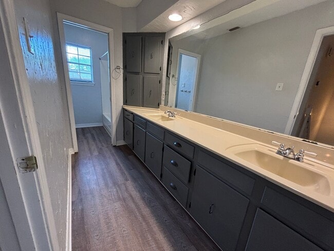 Photo - Eastwood on the Bayou