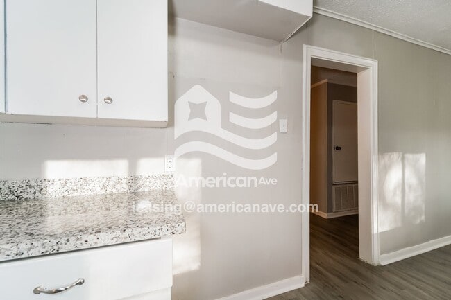 Photo - 2975 Lakewood Dr