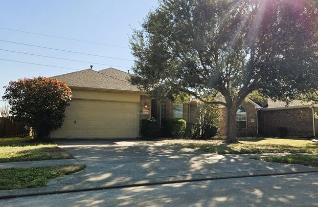 Building Photo - 21703 Sierra Long Dr