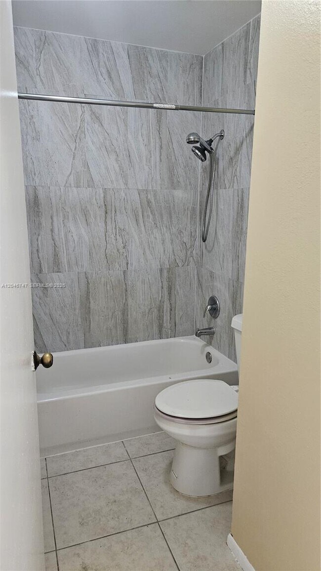 Photo - 8039 SW 21st Ct Unit 8039