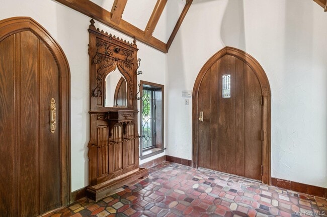 Photo - 18 Heights Rd