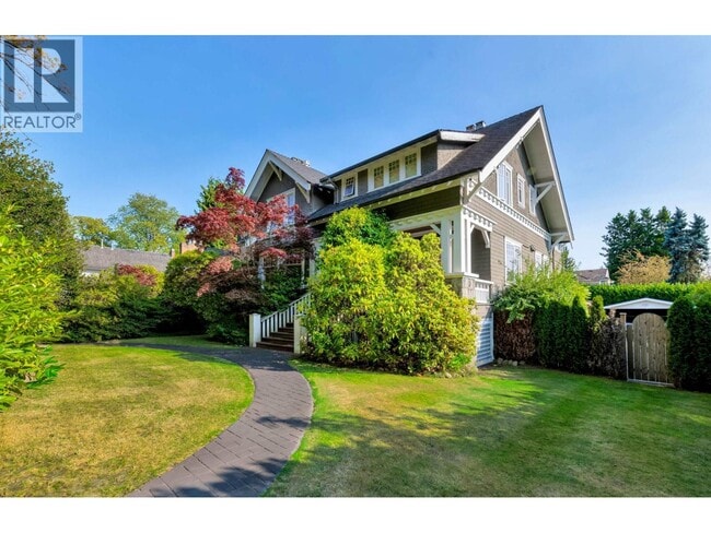 Photo - 1670 W 49th Ave