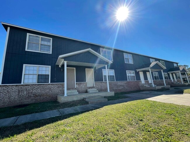 Photo - 304 E Helen Ave