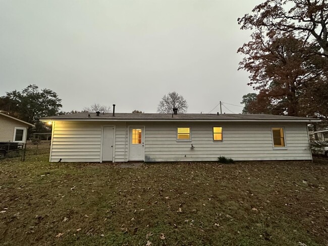 Photo - 1204 E 34th St