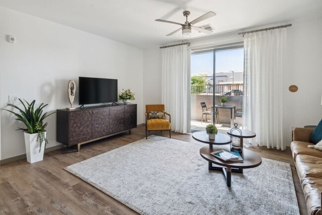 B1 Living Room