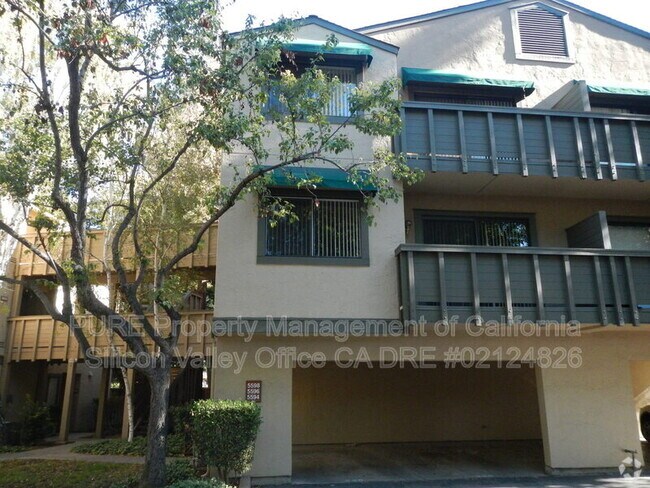 Building Photo - 5596 Makati Cir Rental