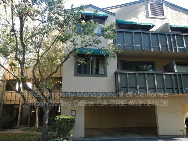 Photo - 5596 Makati Cir Condo