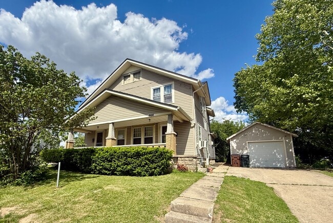 Building Photo - 4414 Kenneth Ave