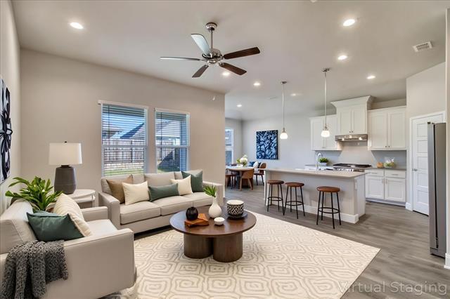 Photo - 2205 Blackcap St