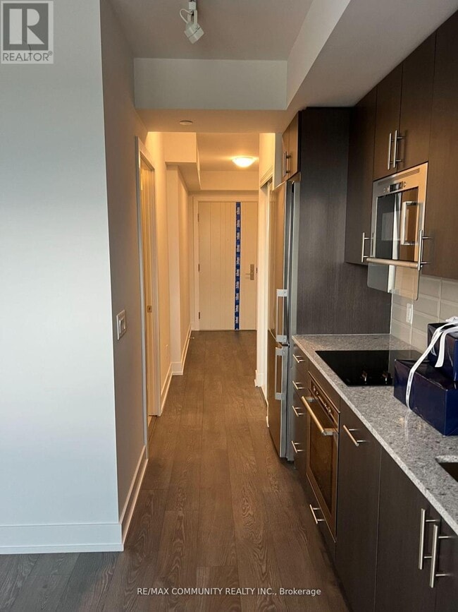 Photo - 2550 Simcoe St N Unit #903