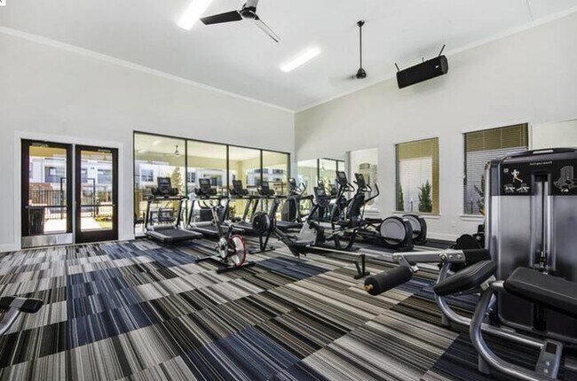 Photo - 1890 Mercer Pkwy Unidad c1