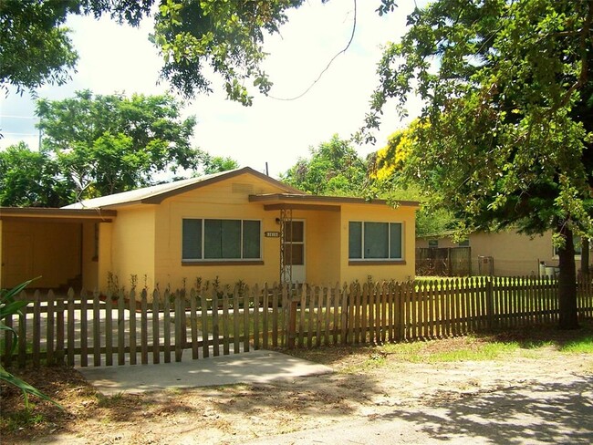 Photo - 1615 Crocker Ave House