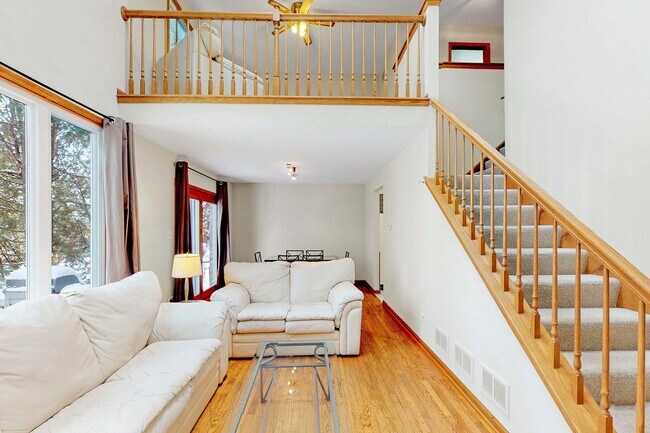 Photo - Cambridge Dr. Mokena Unidad Cambridge - Mokena