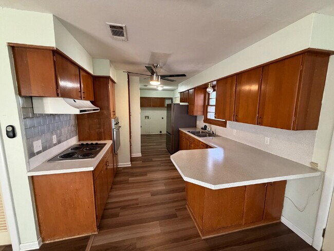 Photo - Beautiful 2-Bedroom Home with Spacious 1485 Sq Ft Layout in Lubbock, TX!