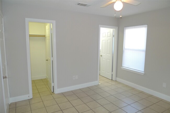 Photo - 19939 Great Elms Dr