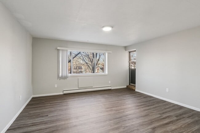 10-20 Thorn St