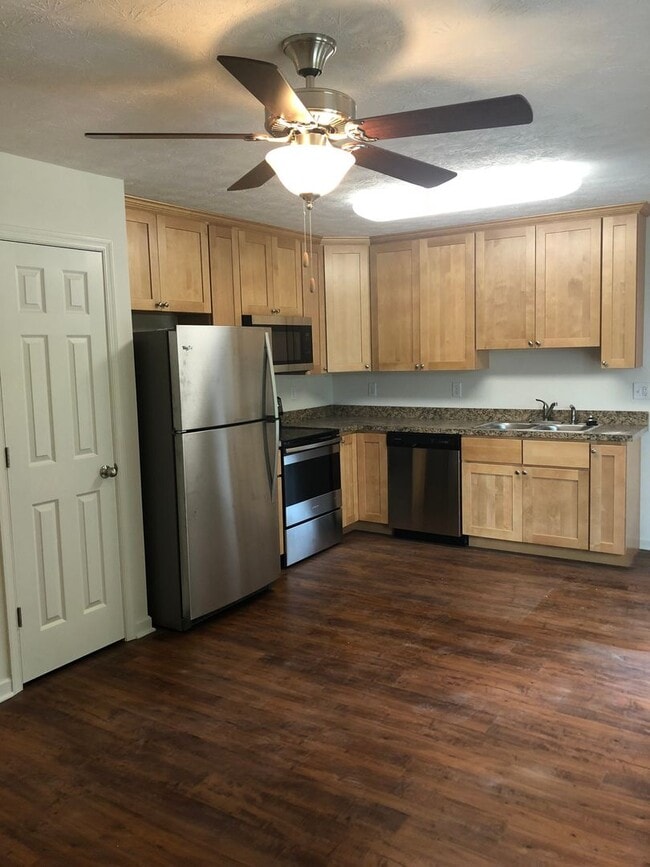 Photo - One Bedroom Garden Apartment