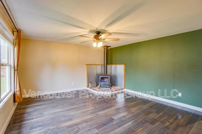 Photo - 12509 NE 35th St