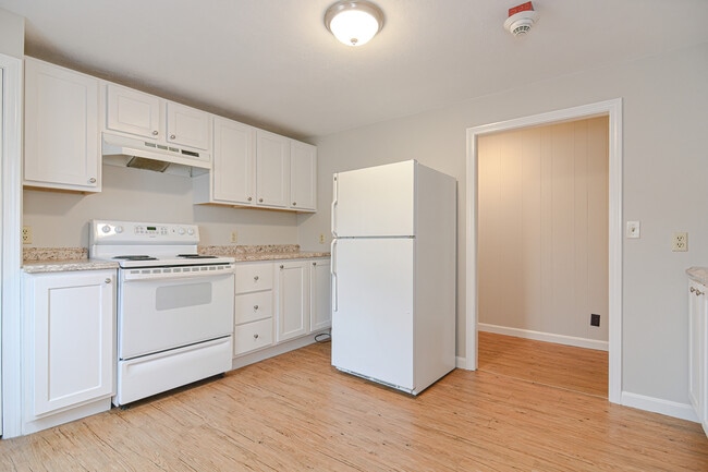 Building Photo - Washington St Unit 282