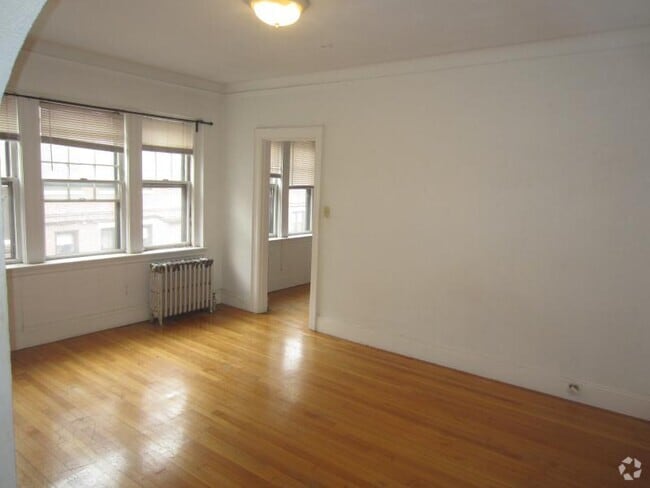 Building Photo - 4 Chiswick Rd Unit 24 Rental