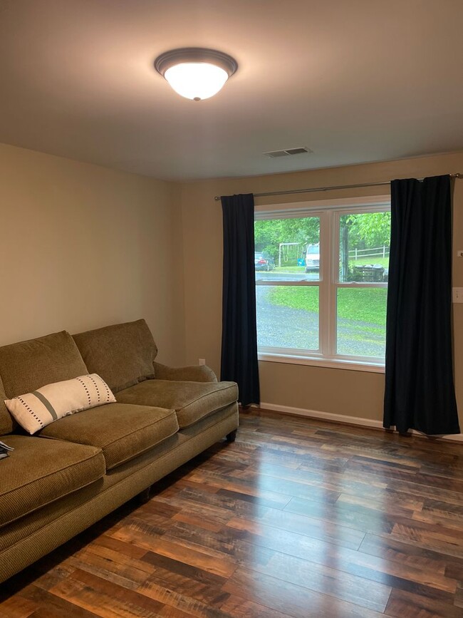 Photo - Marble8 Unit A